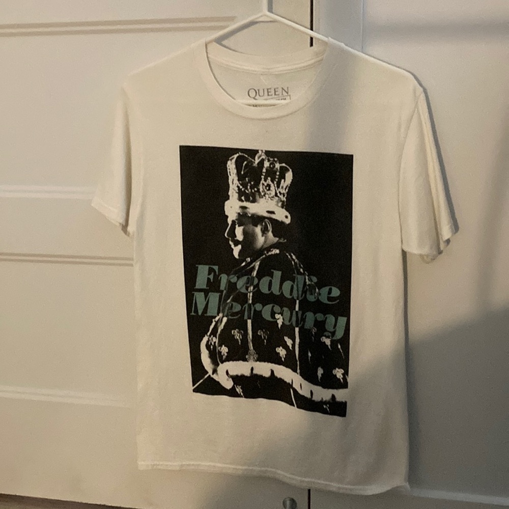 Queen T-shirt